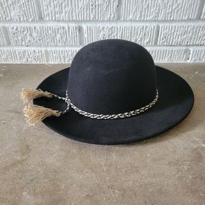 Brixton hat with tassel